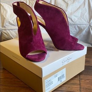 Jessica Simpson heels